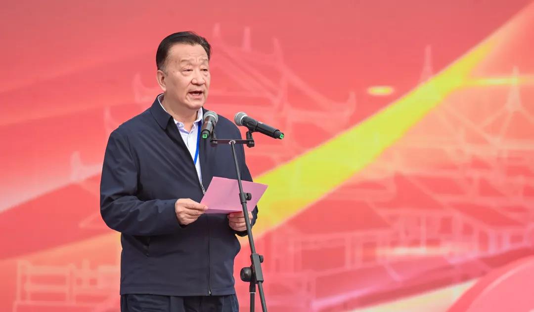 中國茶葉流通協(xié)會會長、全國茶葉標準化技術委員會主任委員王慶致辭。.jpg